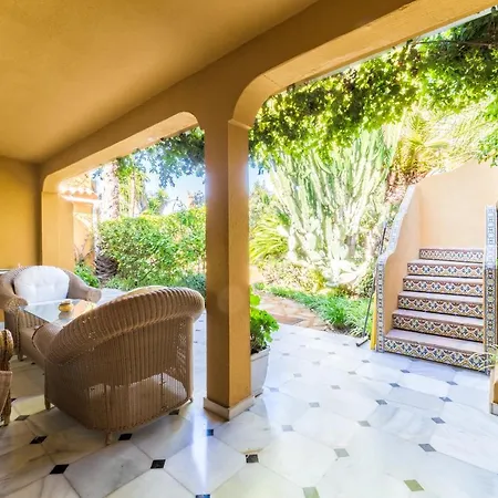 Family Al- Ana Marbella 3* Εστεπόνα