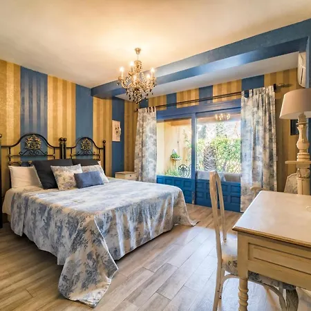 Family Al- Ana Marbella Ξενοδοχείο 3*