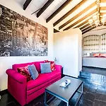 Family Al- Ana Marbella إِستيبونا