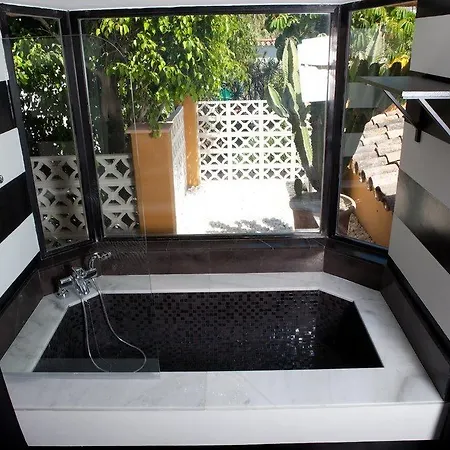 Family Hotel Al- Ana Marbella Hotel 3*