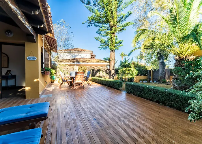 Family Al- Ana Marbella 3* Естепона