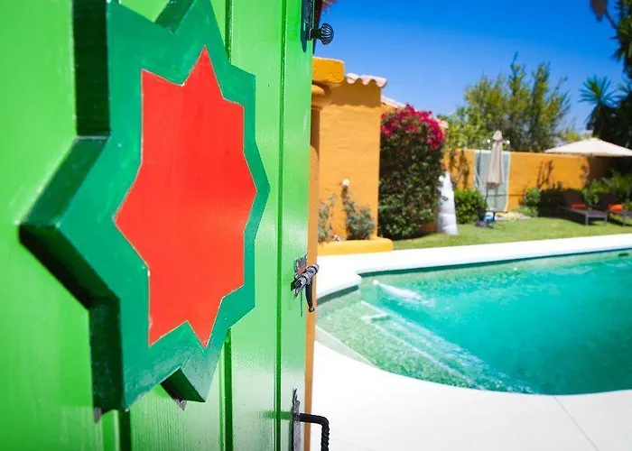 Family Al- Ana Marbella Готель 3*